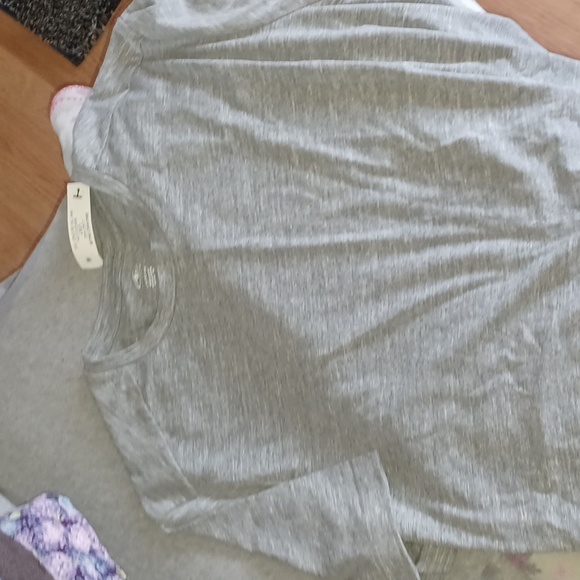 2/$8 😁New Men's T-shirt large - Picture 1 of 2